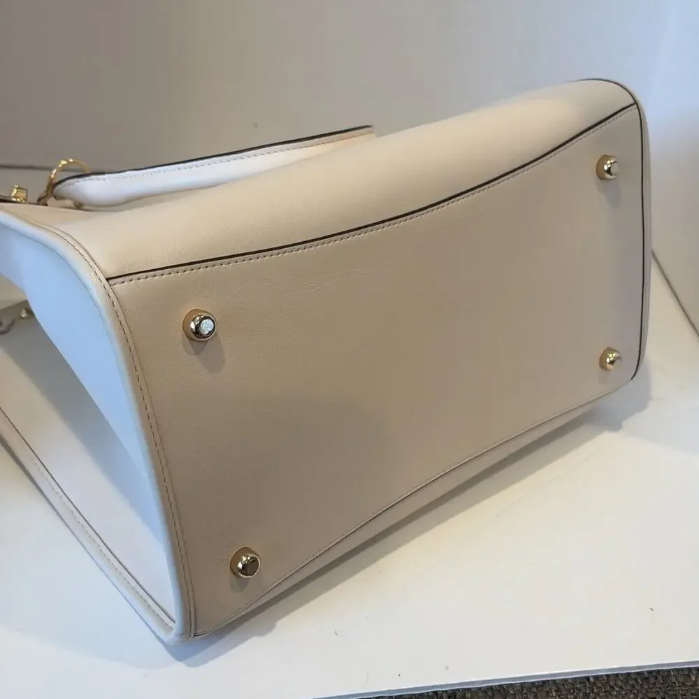 Coach Ivory/cream leather handbag with gold accent EUC Used Once f47300